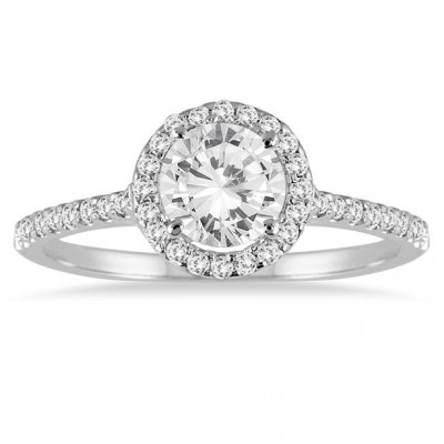 1 1/4 Carat Diamond Halo Ring in 14K White Gold