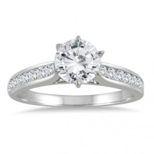 1 Carat Diamond Engagement Ring in 14K White Gold